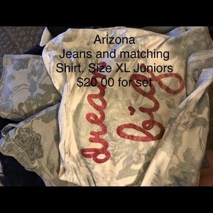Arizona shirt and matching jeggings